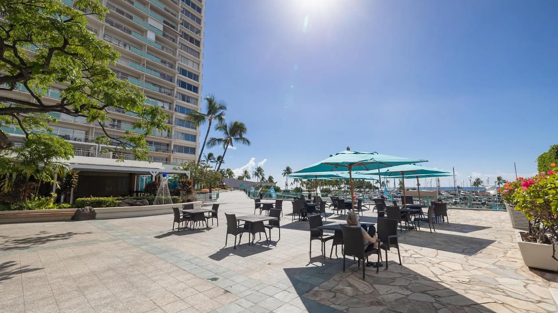 Ilikai Condo Close To Beach - City View Honolulu United States